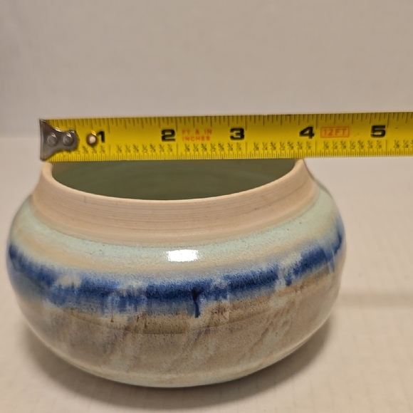 Elegant Blue and Cream Signed Pottery Bowl / Planter - Picture 11 of 16